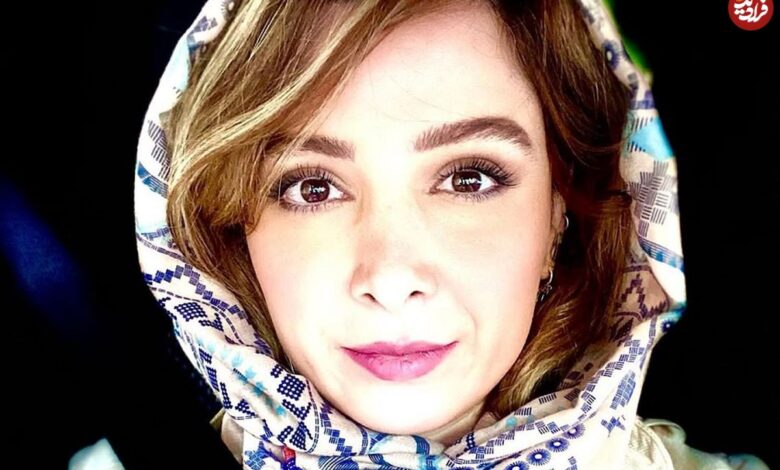 پخش تاریخ زمان و ساعت| «تینا وصال» سریال بچه مهندس کنار همسرش یک کافه عکس| سفر زمان؛ «تینا وصال» (سریال بچه مهندس) در کنار همسرش در یک کافه