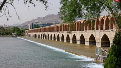 عکس؛ سفر در زمان؛ چهارباغ و پل الله‌وردی‌خان (سی‌وسه‌پل) در سال ۱۰۸۲ هجری شمسی