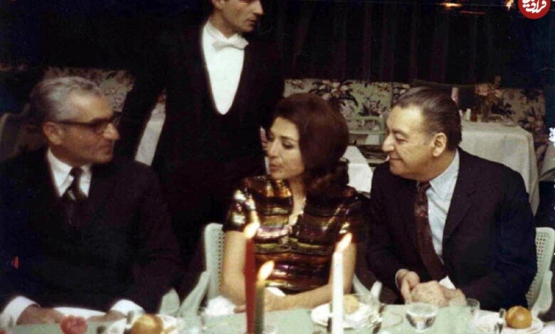 سفر در زمان؛ یادداشت‌های علم، سه‌شنبه ۱۴ آذر ۱۳۵۱: واقعاً عدم انتشار اعلامیه مربوط به [بی‌گناهی] امیر هوشنگ [دولو]، به یک عقده برای شاه تبدیل شده