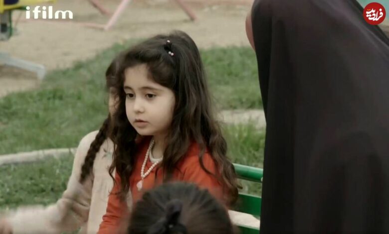 تاریخ و سفر در زمان؛ (عکس) «باران و عمو کریم» پشت صحنه سریال «بچه مهندس» عکس| سفر در زمان؛ «باران و عمو کریم» در پشت صحنه سریال «بچه مهندس»