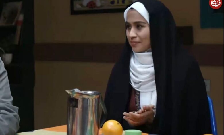 تاریخ و سفر در زمان؛ (عکس) «عطیه» اتاق گریم سریال بچه مهندس 3 سال 1399 عکس| سفر در زمان؛ «عطیه» در اتاق گریم سریال بچه مهندس 3؛ سال 1399