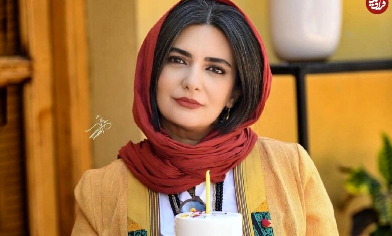 زمان و تقویم امروز چهره ها | تغییر چهره «حدیثه تهرانی و لیندا کیانی» 40 و 44 سالگی | عکس سال (عکس) تغییر چهره «حدیثه تهرانی و لیندا کیانی» در 40 و 44 سالگی