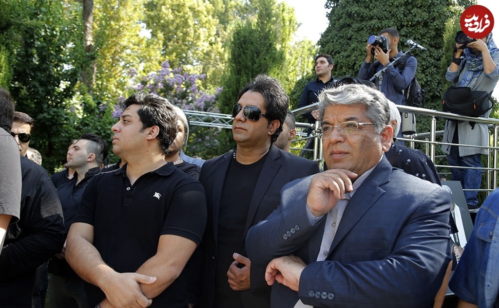 مراسم+تشییع+پیکر+محمود