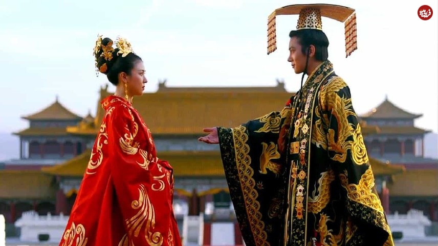 d985d984daa9d987daa9db8c ملکه کی