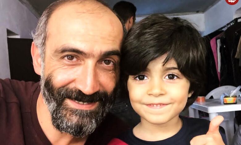 تاریخ و سفر در زمان؛ (عکس) کاوه سریال زیرخاکی جشن تولد پ ش ۱۰ سالگی سال ۱۴۰۲ عکس| سفر در زمان؛ کاوه سریال زیرخاکی در جشن تولد پدرش در ۱۰ سالگی؛ سال ۱۴۰۲