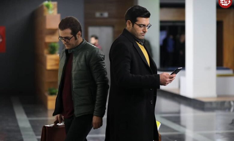 تاریخ و سفر در زمان؛ (عکس) «جواد» سریال بچه مهندس 4 روز اول م سه سال 68 عکس| سفر در زمان؛ «جواد» سریال بچه مهندس 4 در روز اول مدرسه؛ سال 68