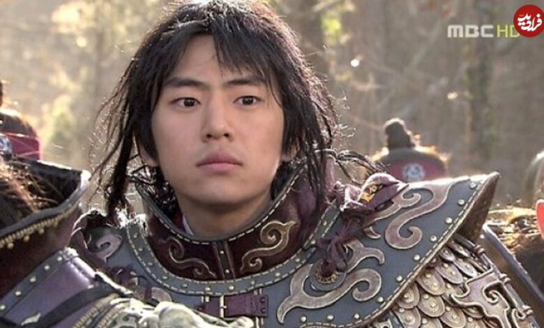 تاریخ و سفر در زمان؛ (عکس) «شاهزاده یوری» سریال جومونگ دوران کودکی سال 1372 عکس| سفر در زمان؛ «شاهزاده یوری» سریال جومونگ در دوران کودکی؛ سال 1372