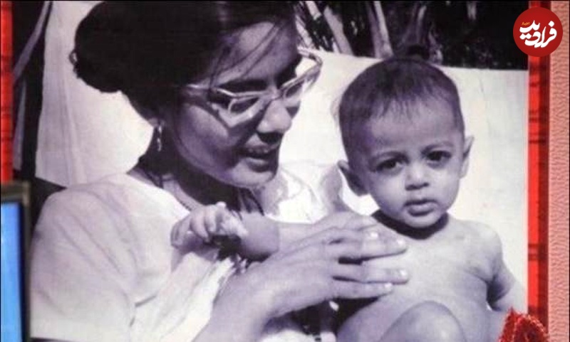 no-name-1 تاریخ و سفر در زمان؛ (عکس) به چهرۀ «سلمان خان» 1 سالگی آغوش ما ش «سلما خان»