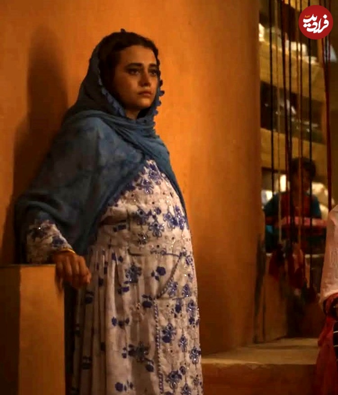 تاریخ و سفر در زمان؛ (عکس) چهرۀ متفاوت «مومو» بچه‌مهندس 2 25 سالگی نقش دختر جنوبی