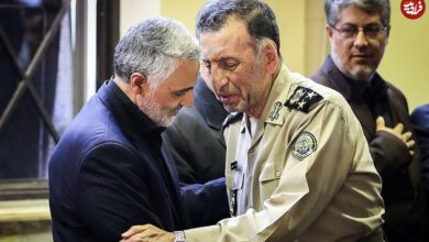 عکس؛ سفر  به تاریخ؛ «سرلشکر سلیمی، فرمانده سابق ارتش» در کنار «رهبر انقلاب» در خط مقدم؛ دهۀ 60