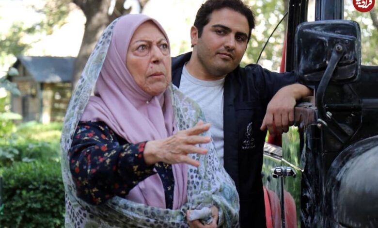 تاریخ و سفر در زمان؛ (عکس) «مسعود» سریال بچه مهندس 3 کنار «شمشیر» سریال پایتخت 7 سال 94 عکس| سفر در زمان؛ «مسعود» سریال بچه مهندس 3 در کنار «شمشیر» سریال پایتخت 7؛ سال 94