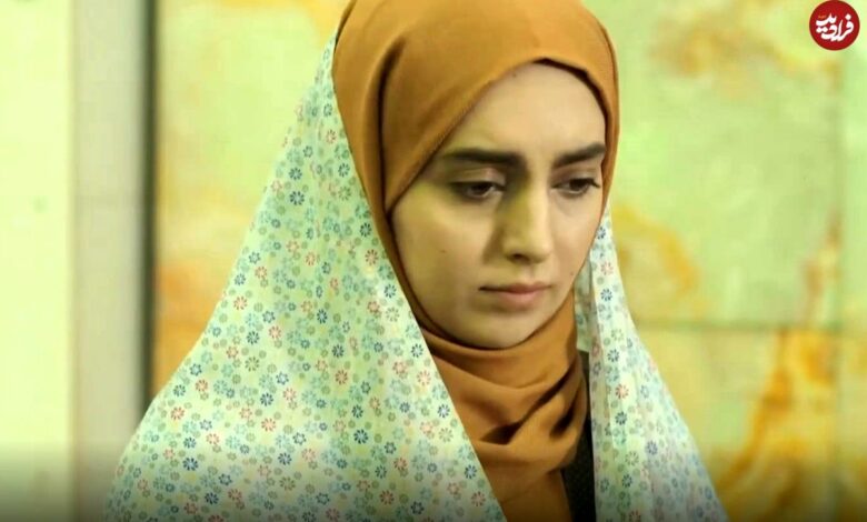 تاریخ و سفر در زمان؛ (عکس) چهره «مرضیه» سریال بچه مهندس 3 جشنواره فجر سال 1401 عکس| سفر در زمان؛ چهره «مرضیه» سریال بچه مهندس 3 در جشنواره فجر؛ سال 1401