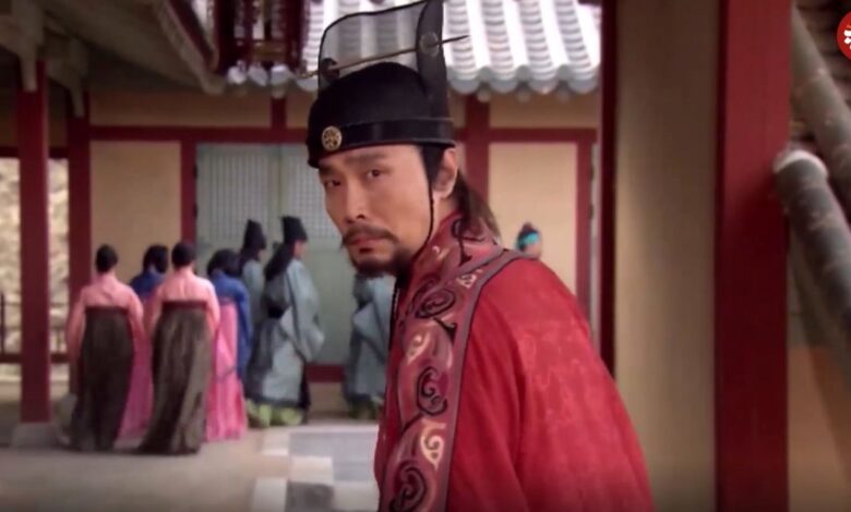 عکس| سفر در زمان؛ «وزیر اعظم و بانو یومیول» سریال جومونگ یک دورهمی عکس| سفر در زمان؛ «وزیر اعظم و بانو یومیول» سریال جومونگ در یک دورهمی