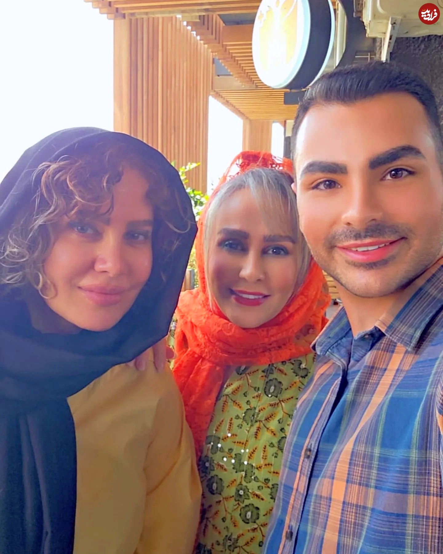 shiva-khosroumehr_1751171056_3665410946334999179_2307715823_11zon shiva.khosroumehr_1751171056_3665410946334999179_2307715823_11zon