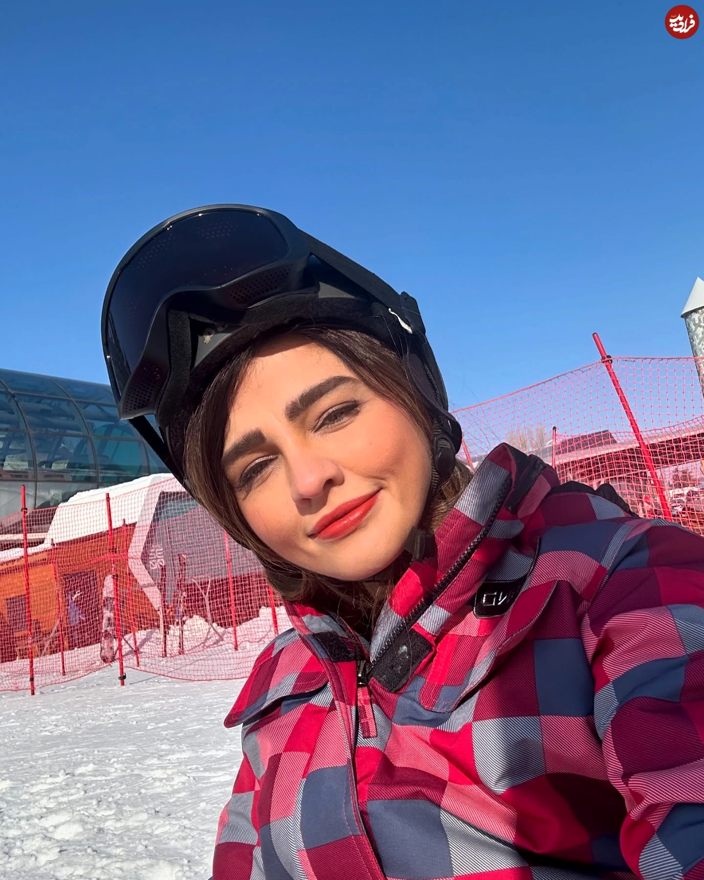 simakhezrabadi_1737564477_3551270690015461567_4557207418