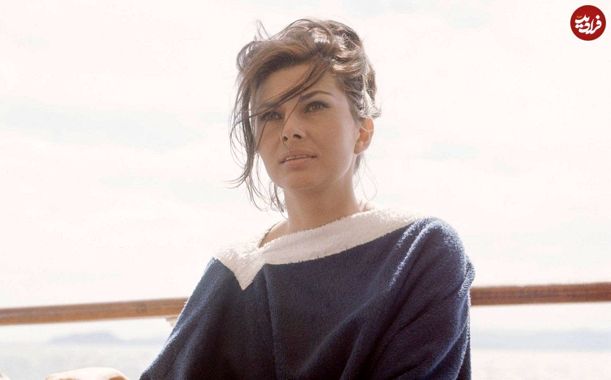 سفر در زمان؛ «ثریا» روز نامزدی اش با محم ضا پهلوی سال 1329 عکس| سفر در زمان؛ «ثریا» در روز نامزدی اش با محمدرضا پهلوی؛ سال 1329