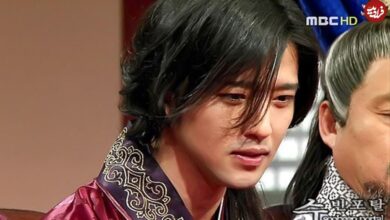 عکس| سفر زمان؛ «مدیر سایونگ» (سریال جومونگ) در کنار «ملکه اینهیون» در پشت‌صحنه سریال «دونگ‌یی»