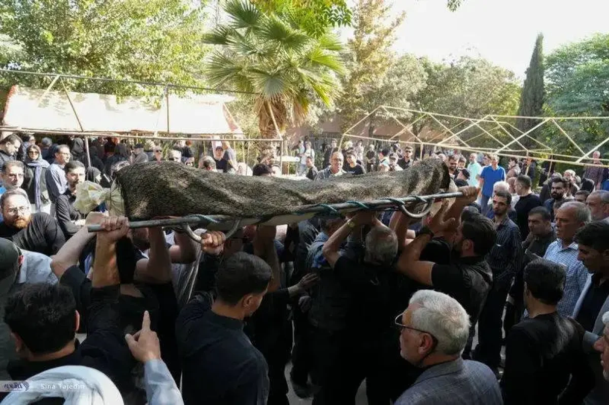 چهره ها در مراسم خاکسپاری زنده یاد سعید مظفری