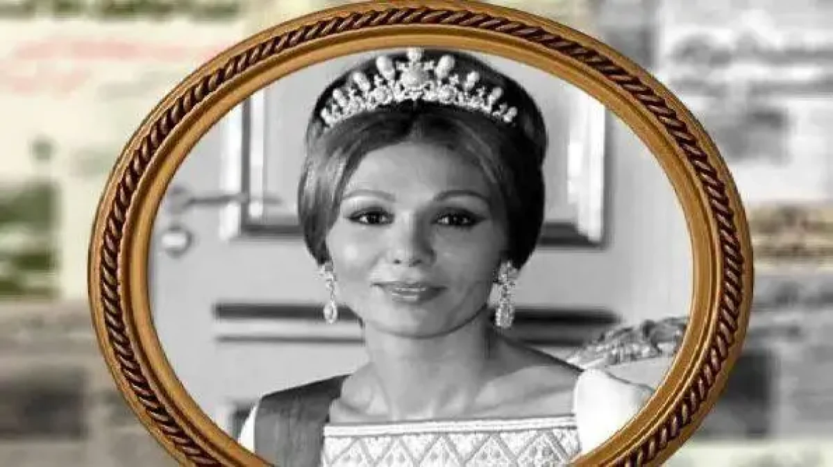 سفر به ایام قدیم سال 1340؛ فرح دیبا با کارهای قایمکی در اتاق کارش