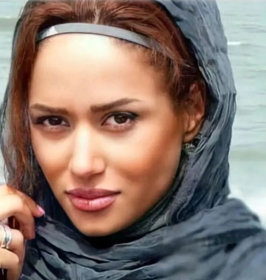 سفر زمان | عکس پریناز ایزدیار واقعا قبل معروفیت این شکلی بوده سفر زمان | عکس پریناز ایزدیار واقعا قبل معروفیت این شکلی بوده