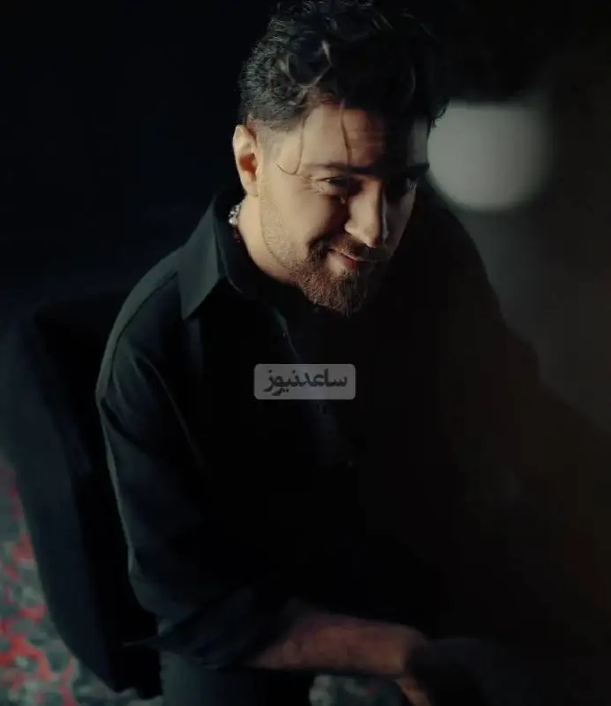 لئوناردو دی کاپریو؟ نه ممنون! خودمون امیرحسین فتحی رو داریم -  بررسی استایل مدلینگ فوق جذاب بازیگر  سریال (شغال)