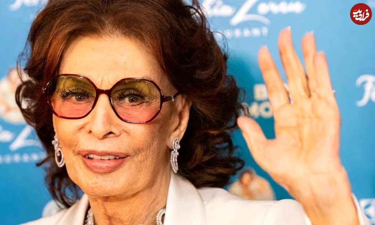 عکس؛ سفر در زمان؛ «سوفیا لورن» در کنار همسرش کارلو پونتی در کپنهاگ؛ سال 1336 عکس؛ سفر در زمان؛ «سوفیا لورن» در کنار همسرش کارلو پونتی در کپنهاگ؛ سال 1336