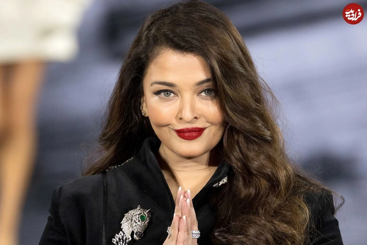 عکس؛ سفر در زمان؛ آیشواریا رای در فستیوال فیلم کن؛ سال 1381 عکس؛ سفر در زمان؛ آیشواریا رای در فستیوال فیلم کن؛ سال 1381