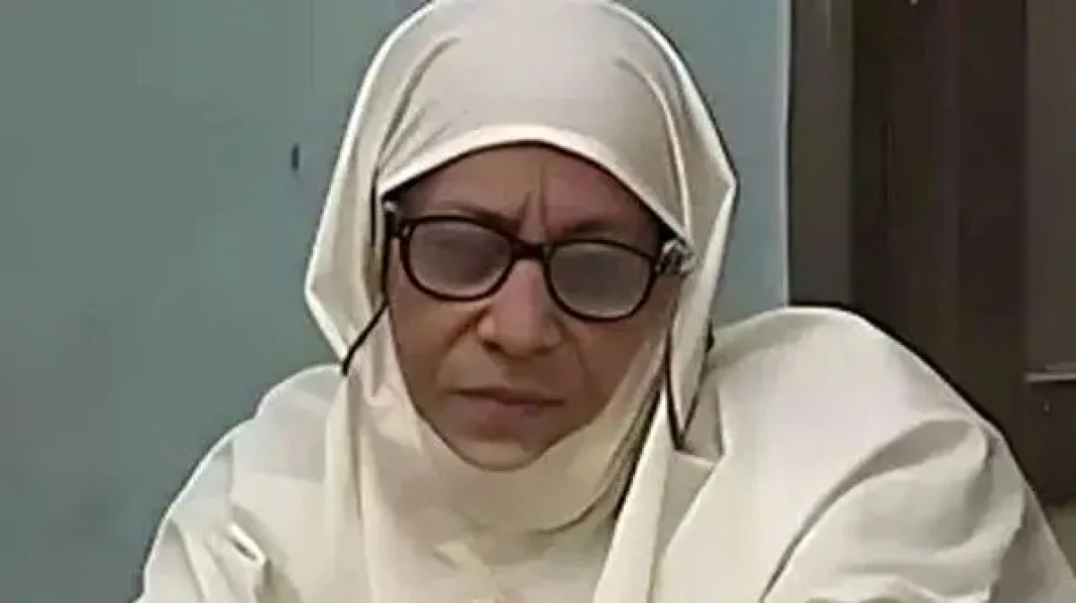 عکس | سفر در زمان ؛ حیرت آور از تغییر چهره و میکاپ شهربانو موسوی بی بی سریال متهم گریخت ؟! از موهای فرفری بلند طلایی تا ... عکس حیرت آور از تغییر چهره و میکاپ شهربانو موسوی بی بی سریال متهم گریخت ؟! - از موهای فرفری بلند طلایی تا ...