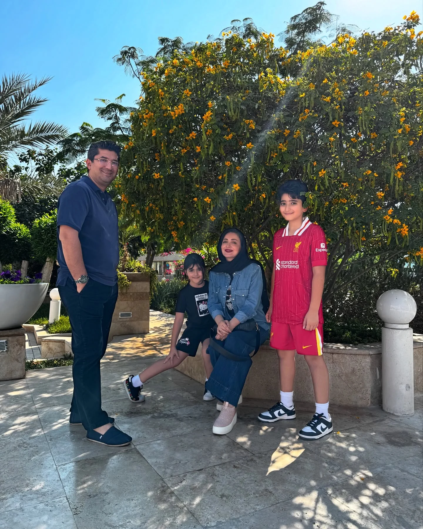 قاب زیبا و جذاب خانوادگی شیلا خداداد برای شب یلدا 27