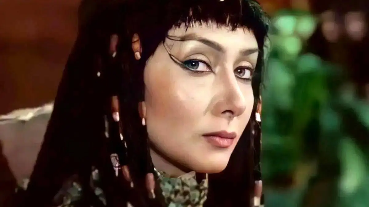 گشت و گذار (زلیخا) سریال یوسف پیامبر در بینمار 14 سال پیش