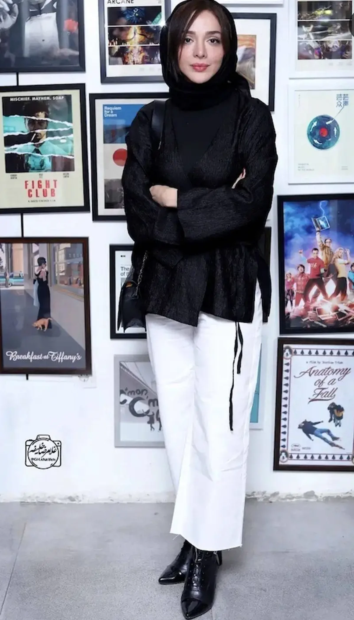 تصاویر  -  المیرا دهقانی زیباتر از همیشه در جشن امضای کتاب ... -  خوش استایل و تیپ مینیمال