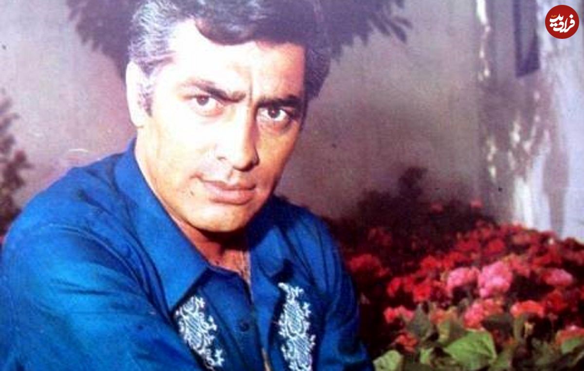 زمان پخش یک عکس تازه| «رضا صفایی پور» مغازه فرش فروشی «فردین» اواخر دهه 60 عکس| سفر در زمان؛ «رضا صفایی پور» در مغازه فرش فروشی «فردین»؛ اواخر دهه 60