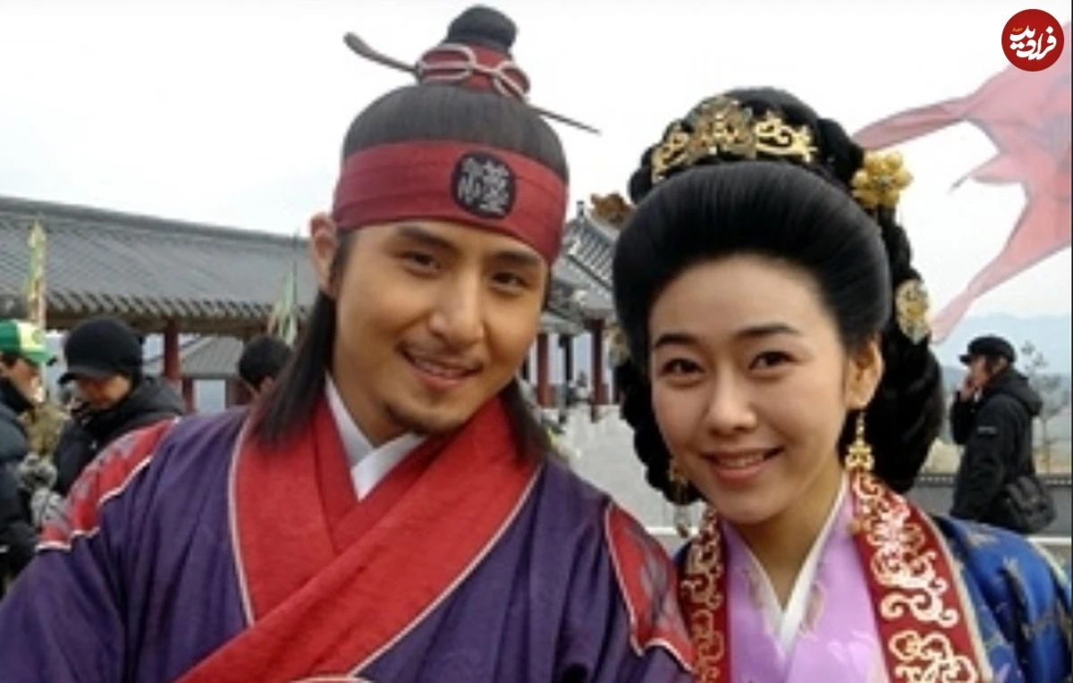 سفر زمان| عکس| سفر زمان؛ «زیائوچن، محافظ سولان» 12 سال بعد از سریال «جومونگ» در یک مراسم سینمایی عکس| سفر زمان؛ «زیائوچن، محافظ سولان» 12 سال بعد از سریال «جومونگ» در یک مراسم سینمایی