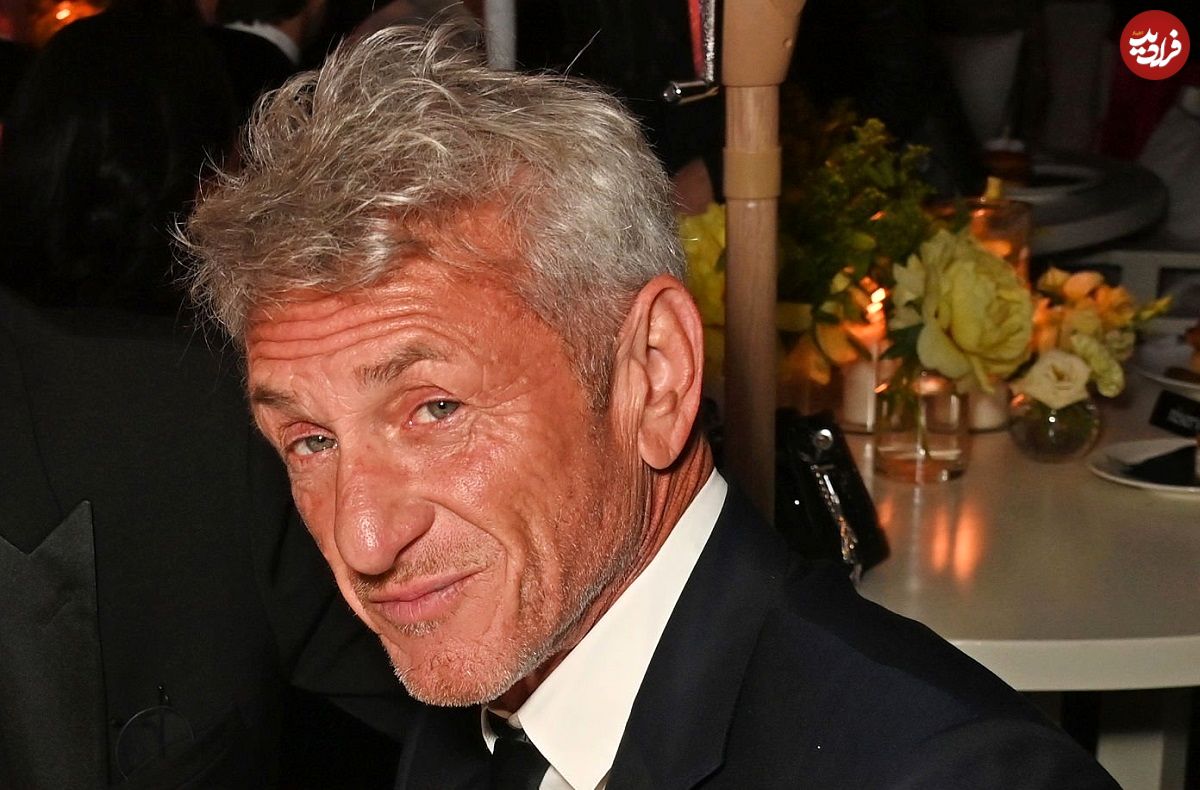 سفر زمان| «شان پن» حال دعوای شدید با یک عکاس سال 1365 عکس| سفر در زمان؛ «شان پن» در حال دعوای شدید با یک عکاس؛ سال 1365