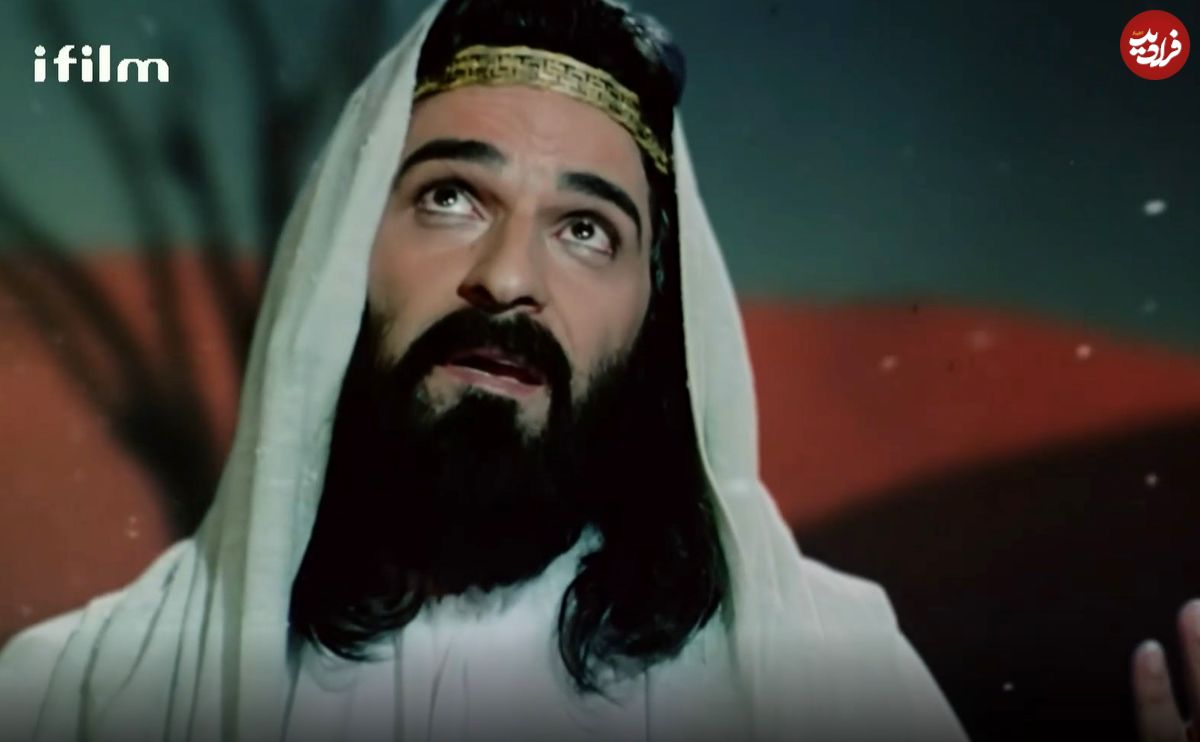 قاب زمان و تاریخ| «جبرئیل» سریال یوسف پیامبر کنار همسرش سال 1400 عکس| سفر در زمان؛ «جبرئیل» سریال یوسف پیامبر در کنار همسرش؛ سال 1400