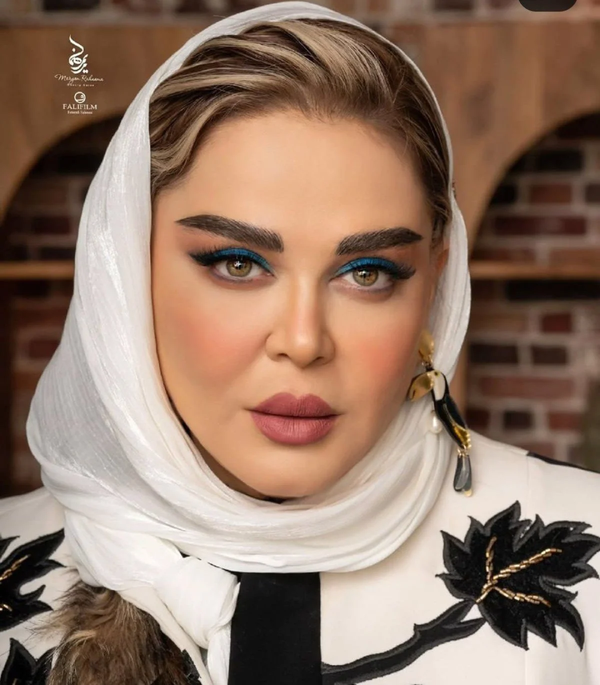 از میکاپ عجیب و جذاب بهاره رهنما همه را غافلگیر کرد IMG 20241127 160057 248