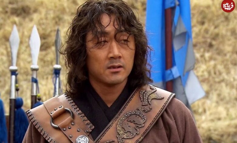 عکس| سفر زمان؛ تیپ و چهرۀ «ژنرال هموسو، پدر جومونگ» در 61 سالگی در مراسم معرفی سریال جدیدش