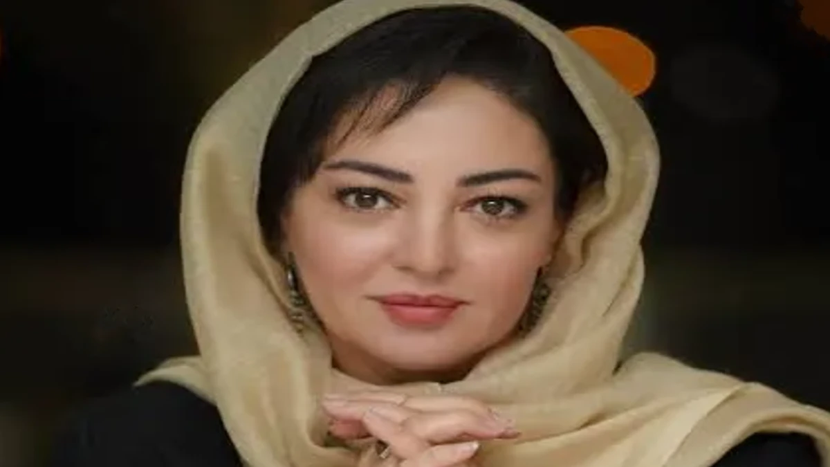 تصویر زمان | رزیتا غفاری با استایل متفاوت و جذاب در ۵۲ سالگی تصویر زمان | رزیتا غفاری با استایل متفاوت و جذاب در ۵۲ سالگی