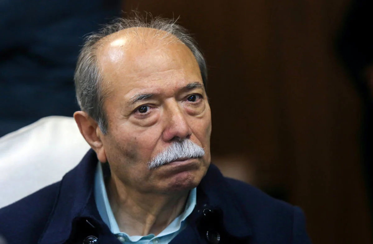 سفر زمان | عکسی از بزرگ آقای سینمای ایران با یک تیپ متفاوت سفر زمان | عکسی از بزرگ آقای سینمای ایران با یک تیپ متفاوت