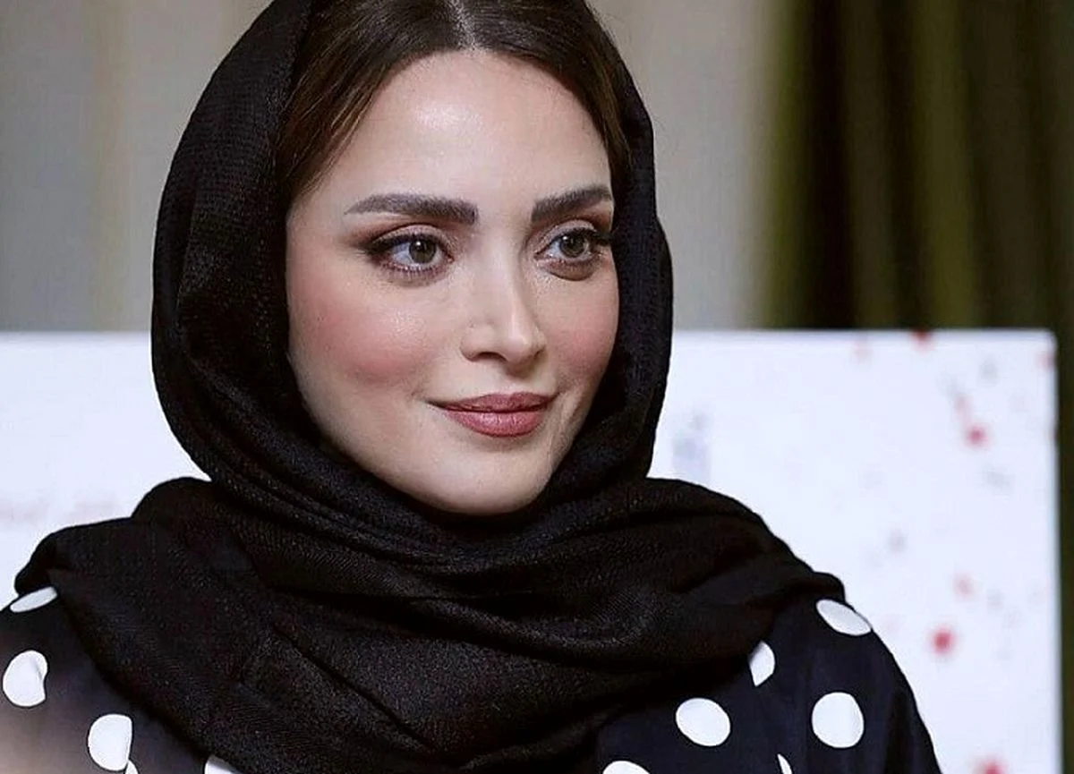 تاریخ چهره ها| عکس جذاب بهنوش طباطبایی با یک تیپ متفاوت آبان ۱۴۰۴