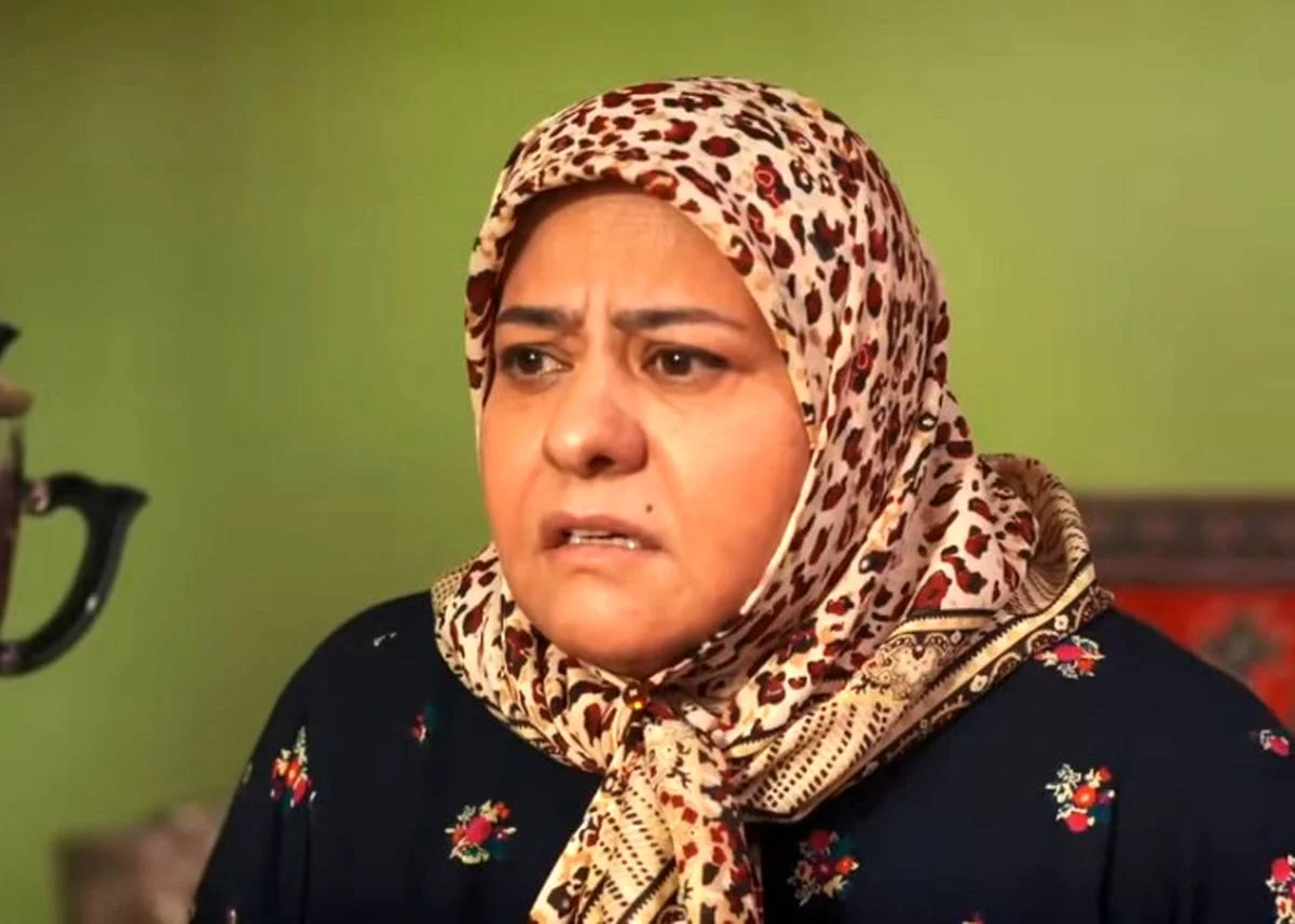 تاریخ و سفر در زمان | عکس ؛ رابعه اسکویی مشکی‌پوش شد