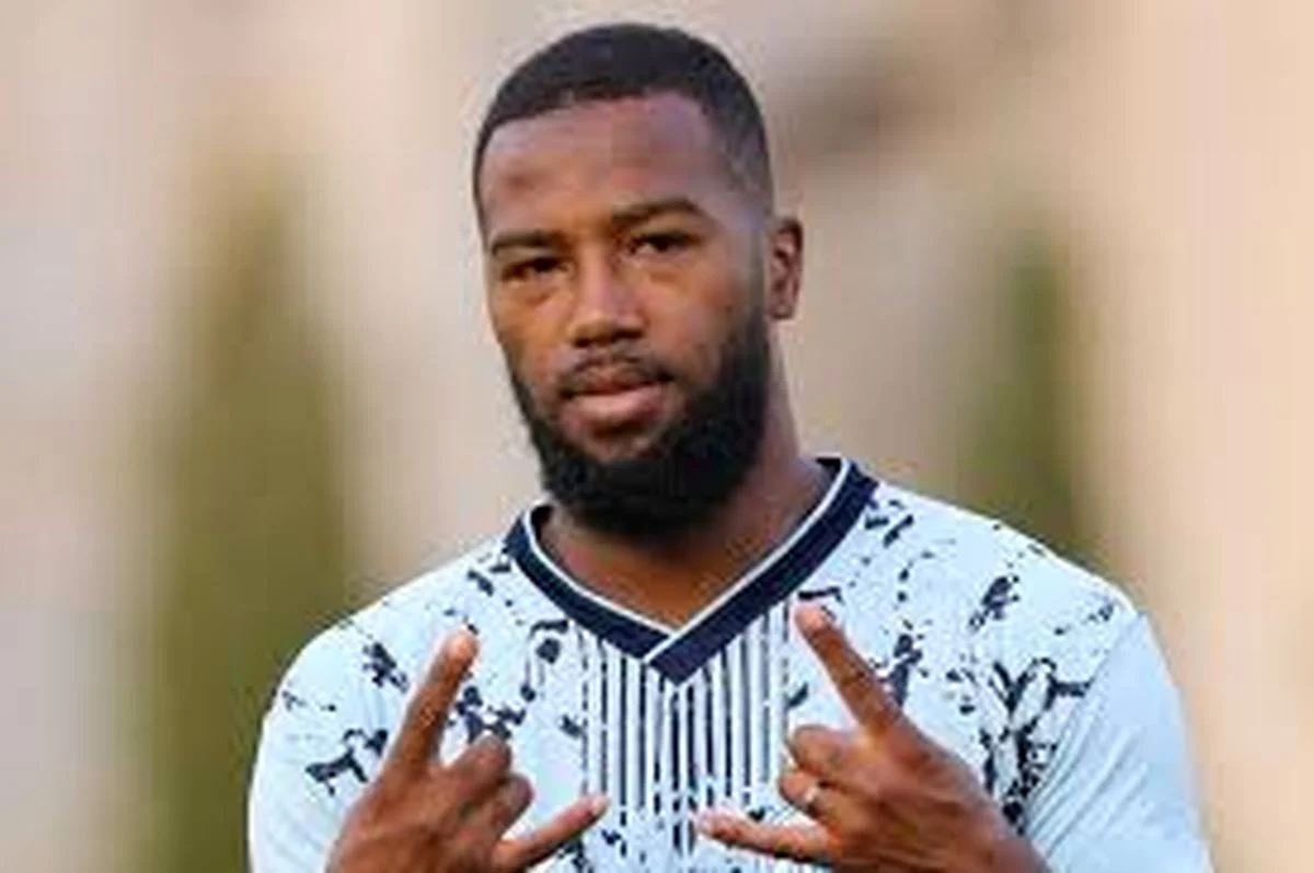 تاریخ و سفر در زمان | عکس ؛ استایل گنگ ستاره استقلال بعد از صعود به جام جهانی!