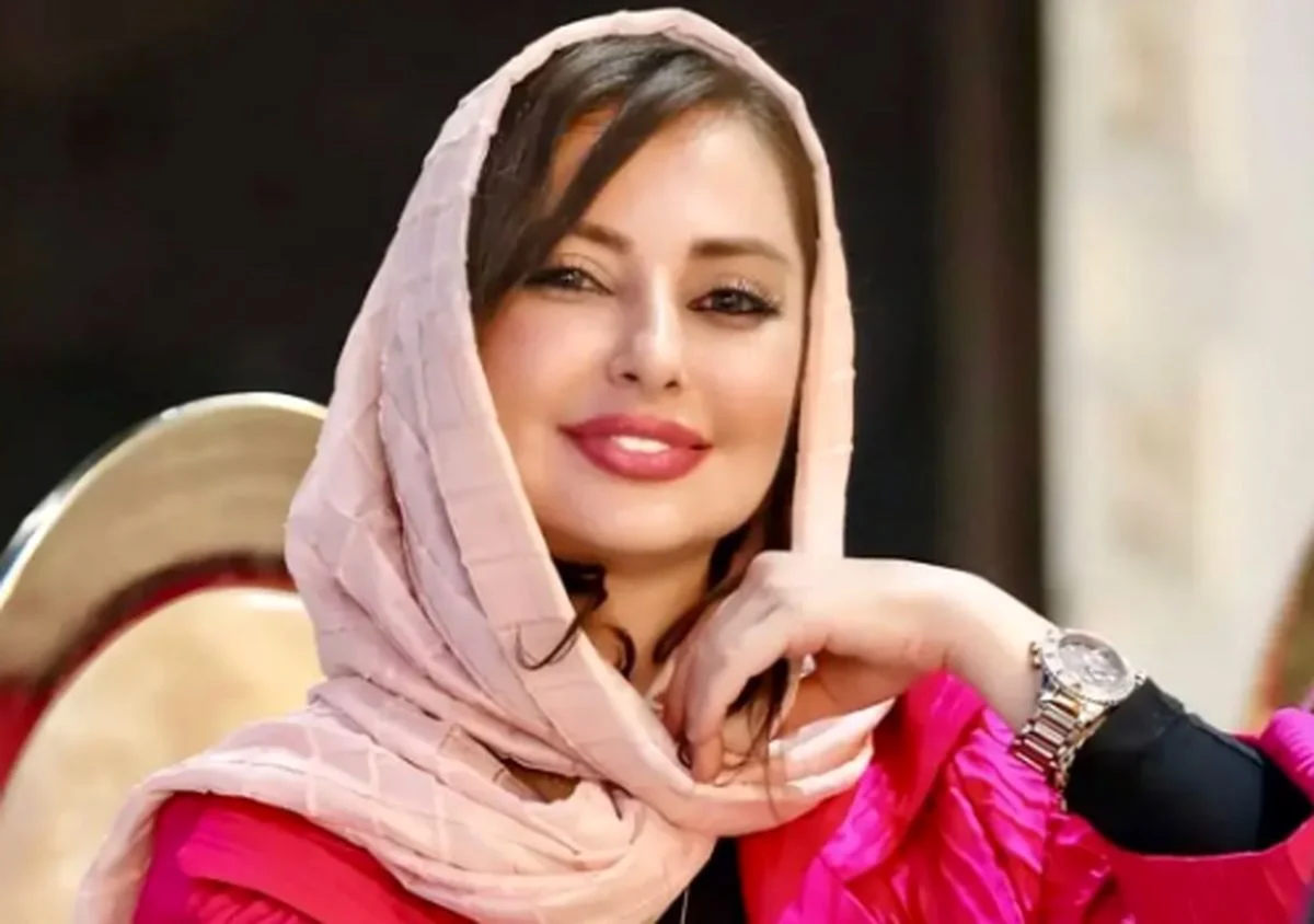 تاریخ و سفر در زمان | عکس ؛ استایل ترندی نفیسه روشن در یک مراسم جلب توجه کرد