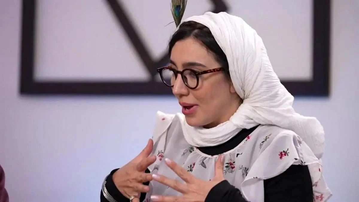 تاریخ و سفر در زمان | عکس ؛ استایل «دهه شصتیِ» خاطره حاتمی در یک کنسرت