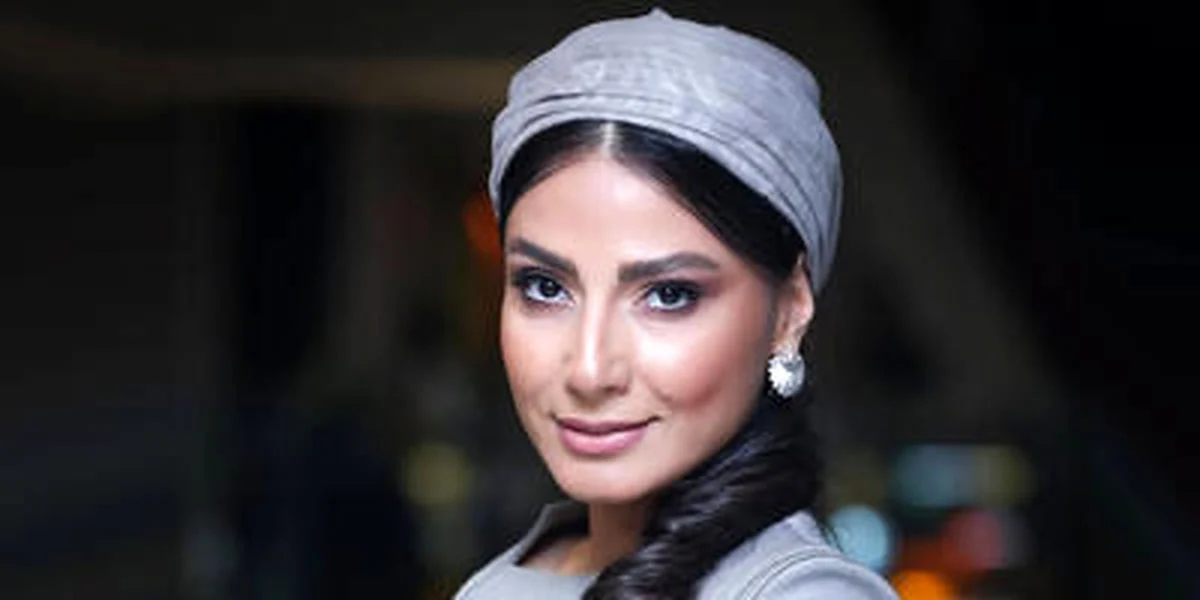 تاریخ و سفر در زمان | عکس ؛ استایل شیک سمیرا حسن‌پور در سلیمانیه عراق