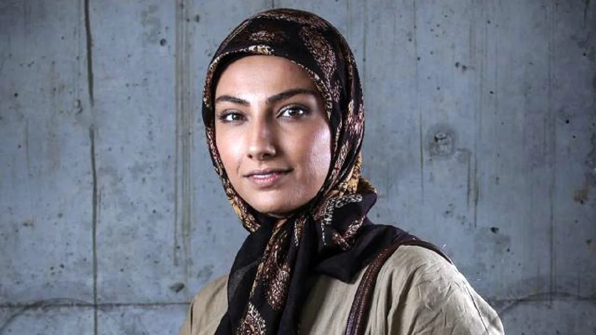 تاریخ و سفر در زمان | عکس ؛ سوسنِ سریال پایتخت مشکی‌پوش شد