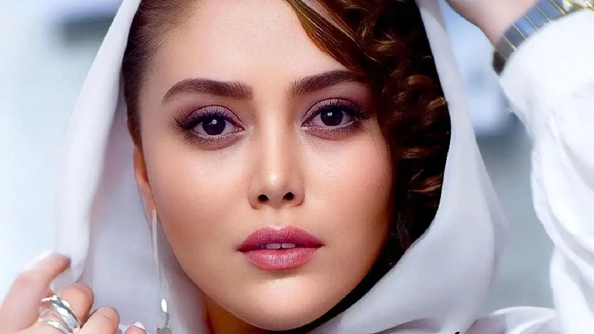 چهره روز | استایل خیابانی شادی مختاری جلب توجه کرد