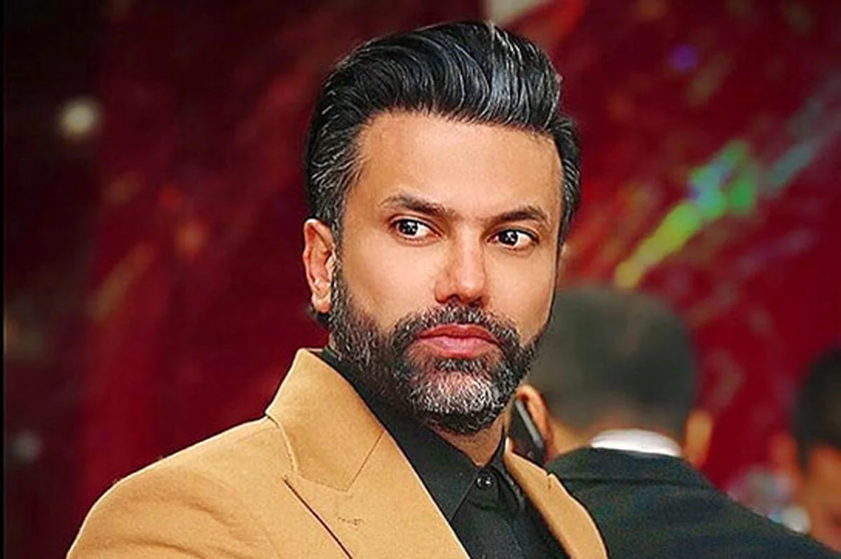 چهره روز | علی نیکبخت از فیسِ جدید خود رونمایی کرد