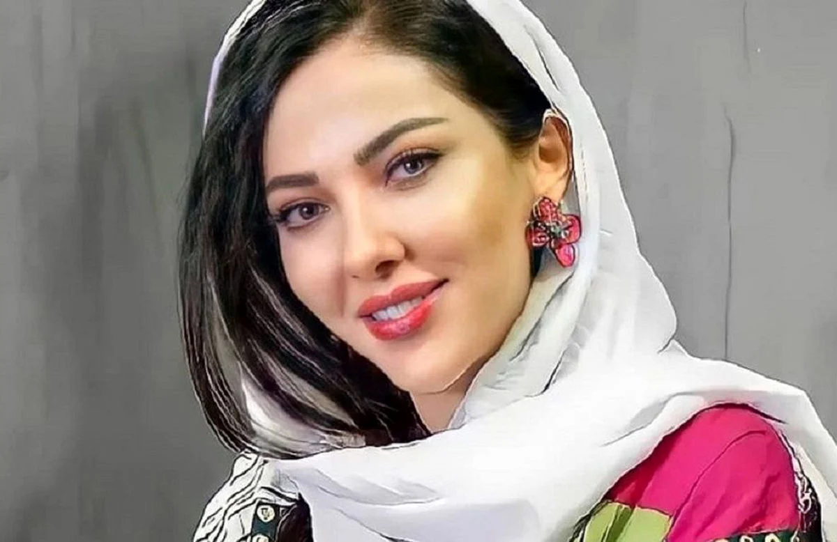 چهره روز | لیلا اوتادی با یک لباس مجلسی جلب‌توجه کرد