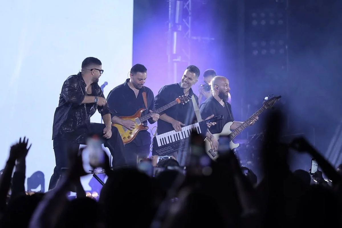 چهره روز | استایل جذاب الهام پاوه‌نژاد و دخترش در کنسرت سیروان